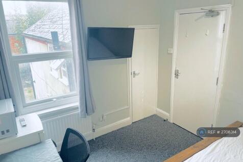 Large Double Ensuite Room