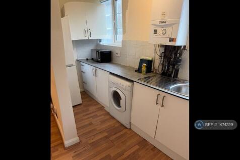 Kitchen With Washing Machine