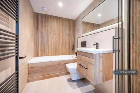 Bathroom Bathtub 