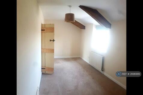 Top Floor Back Bedroom