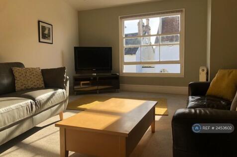 Large Sunny Lounge/Diner