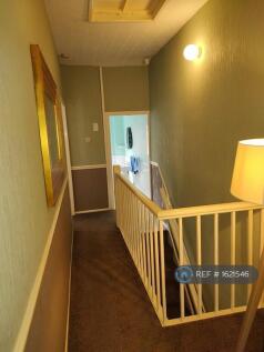 Landing From Bed 1 Towards Bathroom