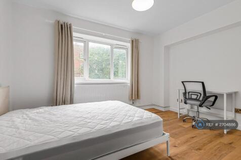 Room 1 (Available 12th December)