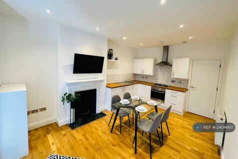 Kitchen / Living Room