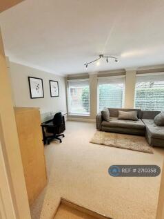 Bedroom 3/ Or 2nd Lounge