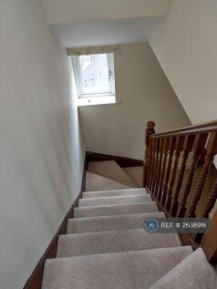 Stairs 2nd Floor To 1st