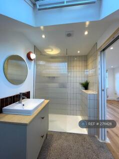 Master Ensuite Walk In Shower
