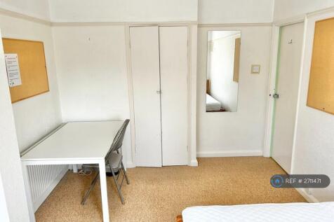 Room 1 (Upstairs Front Double Room)