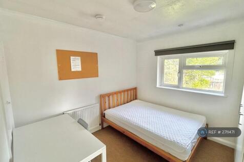 Room 2 (Upstairs Back Double Room)