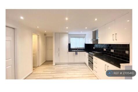 Kitchen &amp; Dining Room