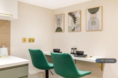 Kitchen - Eating Area