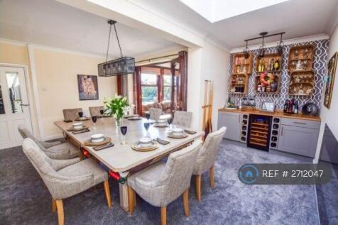 Dining Room And Bar Area