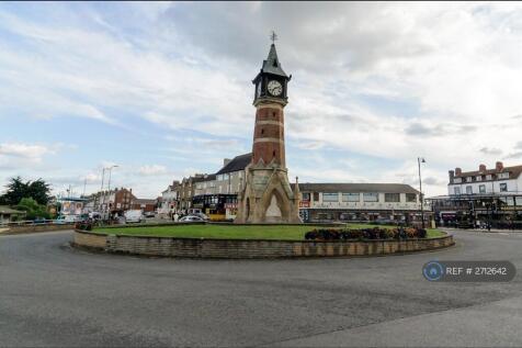 Clock Tower 5 Mins Walk 