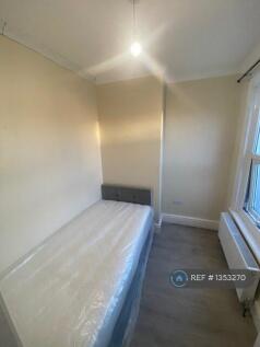 Single Room: £550