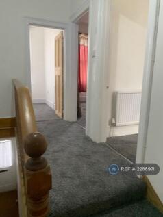 Hallway To Bedrooms And Lounge