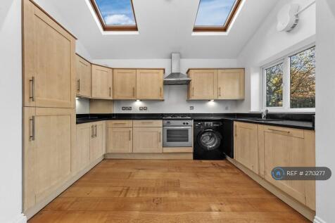 Kitchen / Living Room