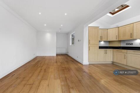 Kitchen / Living Room