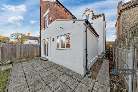 Garden / Side Of House 