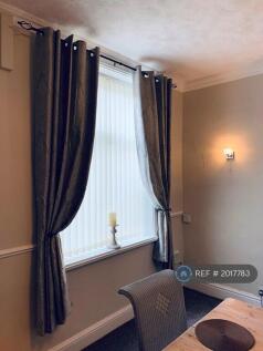 Window In Dining Room/Reception Room 2