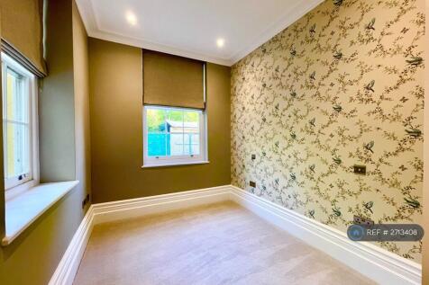 2nd Bedroom, Dual Aspect Windows