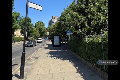 Bus Stop Near Amwell Court