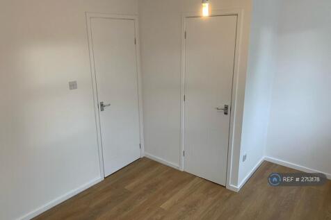 Bedroom 1 (Front Of Property)