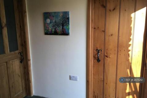 Entrance Hall 2 And Door To Kitchen