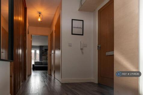 Main Landing Leading To The Living Room