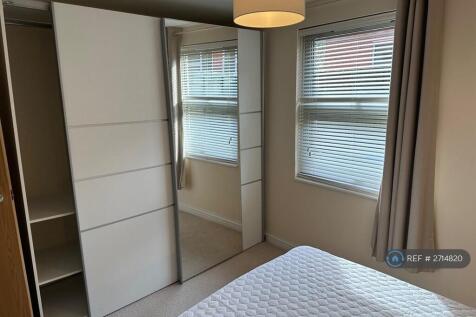 Fitted Wardrobes 