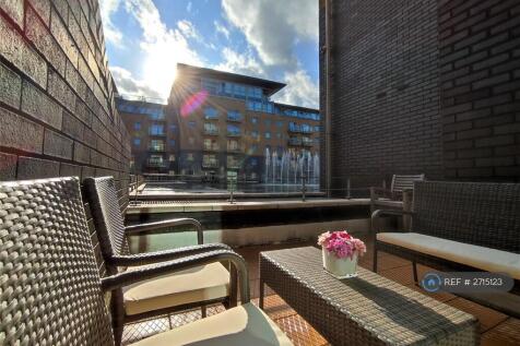 Private West Facing Lagoon View Terrace