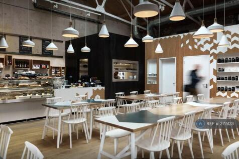 Local Cafe With Amazing Cakes And Coffee!