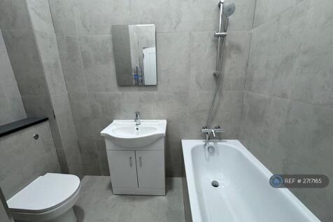 Main Bathroom 1  3rd Floor 