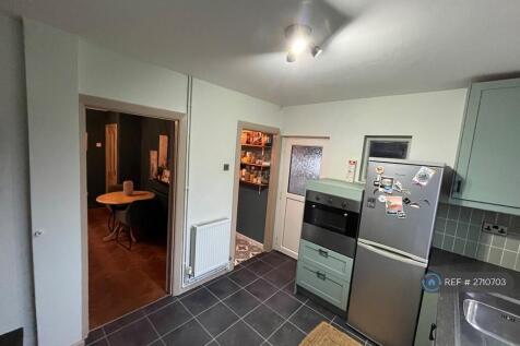 Kitchen &amp; Pantry