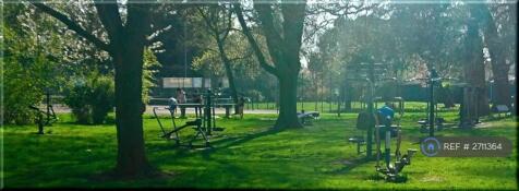 Evington Park With Outside Gym &amp; Tennis Courts