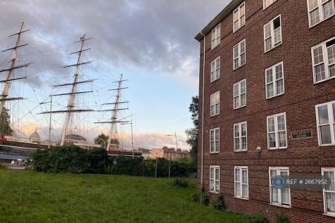 Right Next To The Cutty Sark