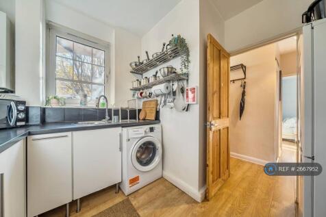 Kitchen With Washing Machine