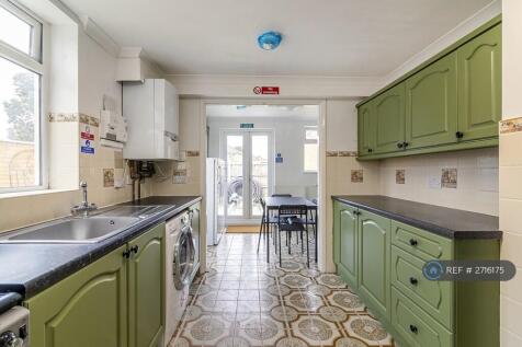 Kitchen/Dinner 2 Wash Basins
