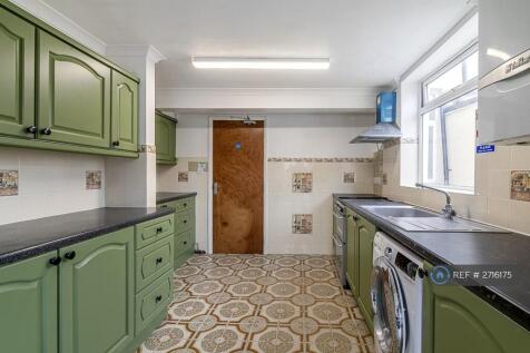 Kitchen/Dinner Back View