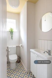 Downstairs Additional w.c.