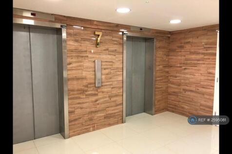  High Spec Fully Tilled Walls And Floors