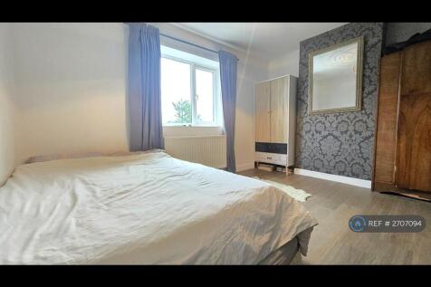 Large Double Bedroom With Countryside Views