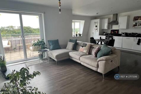 Open Plan Kitchen/Lounge