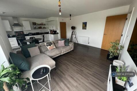 Open Plan Kitchen/Lounge