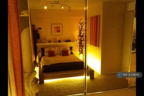 Bedroom With Fitted Wardrobes