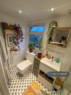 Loft Room With En-Suite