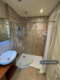 En-Suite Shower 