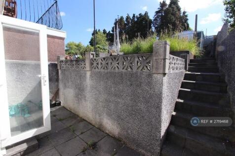 Back Courtyard &amp; Garden