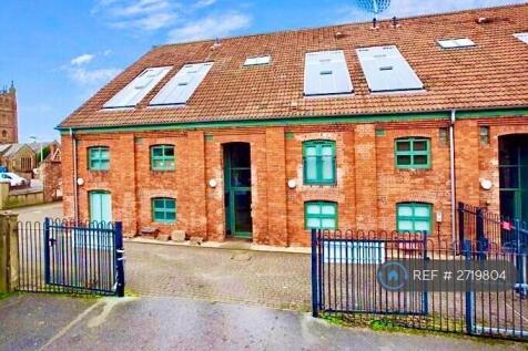 Front View (Entrance)