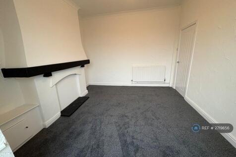 Front Reception Room / Lounge