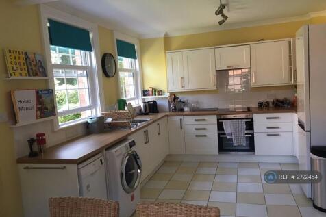 The Communal Kitchen 